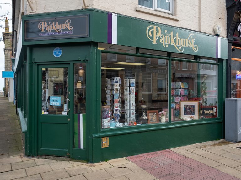Visit Kirkley Pankhurst 768x576
