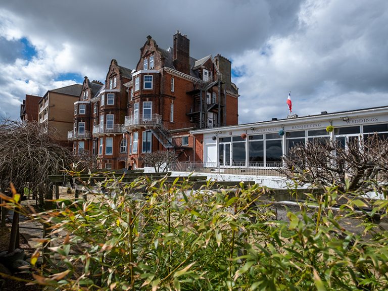 Visit Kirkley Hotel Victoria 768x576