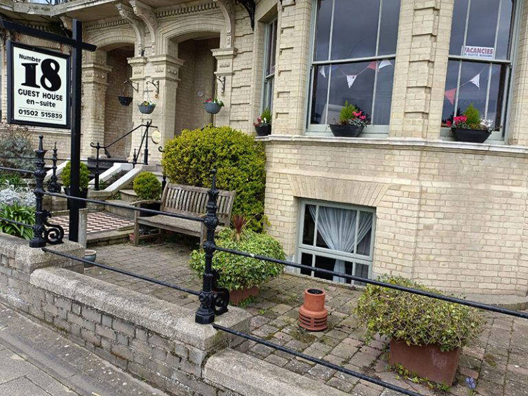 Visit Kirkley No.18 Guest House Front Garden 2 768x576