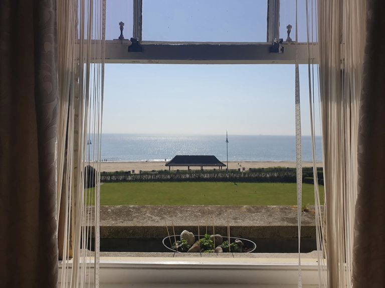 Visit Kirkley No.18 Guest House Seaview 768x576