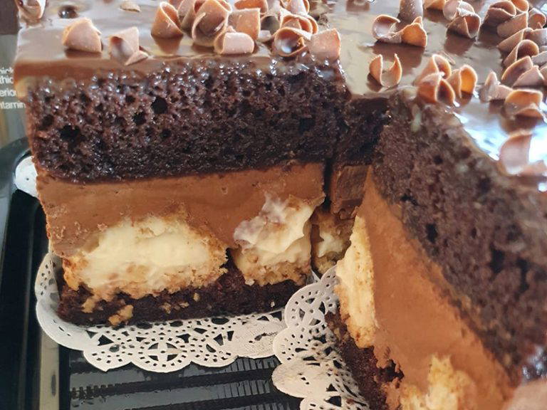 Visit Kirkley Gabriellas Cofeteria Cake 3 768x576