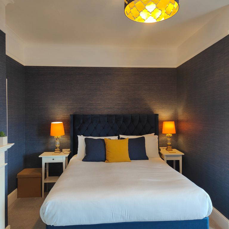 d15b0ec6 3f01 4ec5 bf6b 0653801ff096 768x768